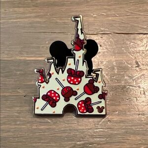 Hidden Disney 2025 Wave A - Candy Apple Castle Pin